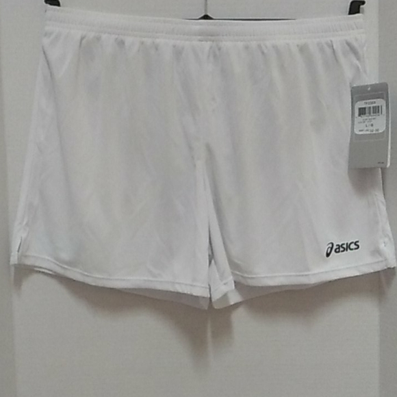 Asics Shorts Nwt Asics W Bt Short Shorts White Color Lg Poshmark